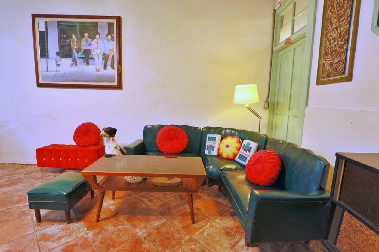台南赤崁月樓tainan Moon House Inn Bagian luar foto